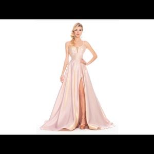 Ashley Lauren Size 2 rose gold/pink metallic dress with long train